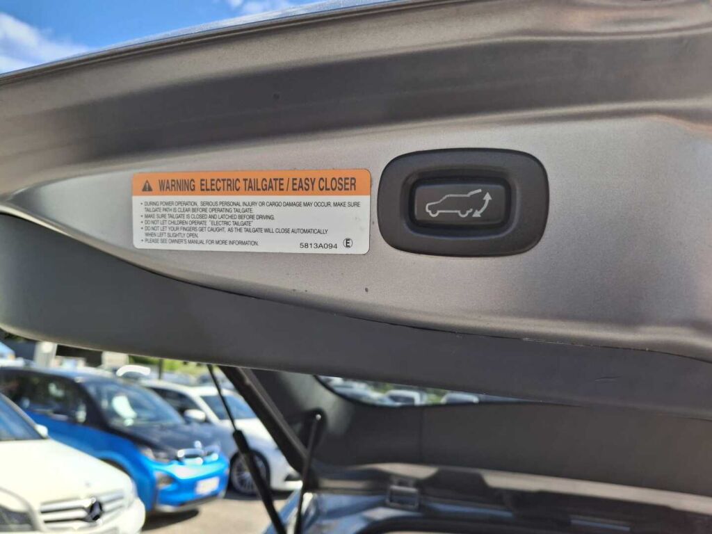 Mitsubishi Outlander 2014 Harmaa