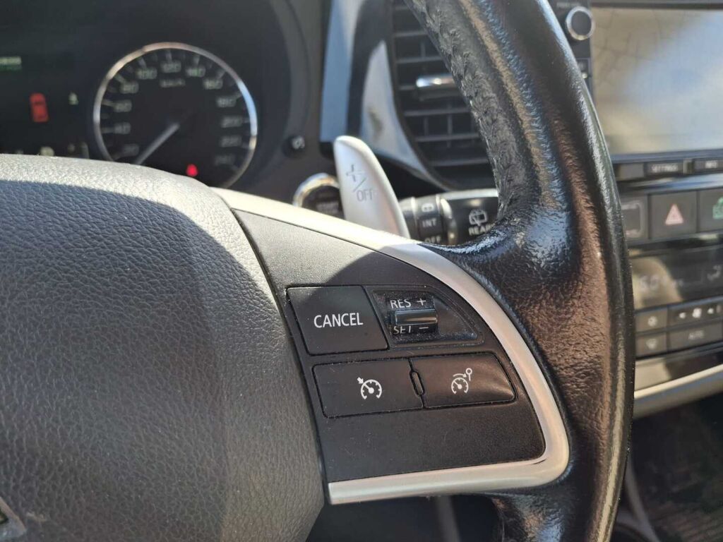 Mitsubishi Outlander 2014 Harmaa