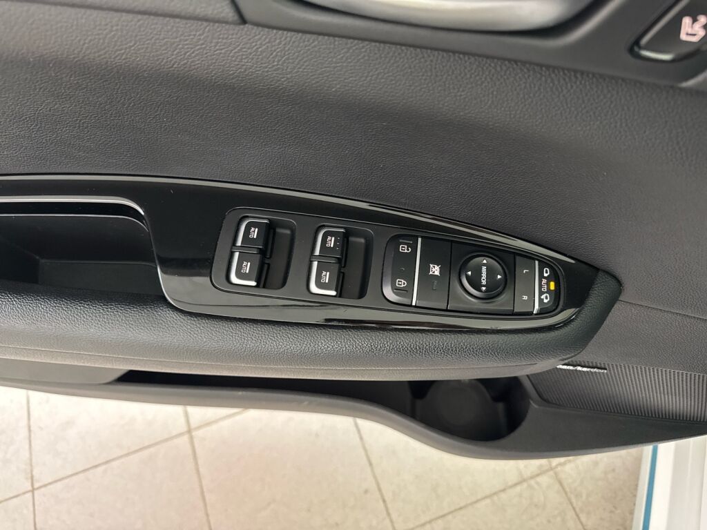 Kia Optima 2020 Valkoinen