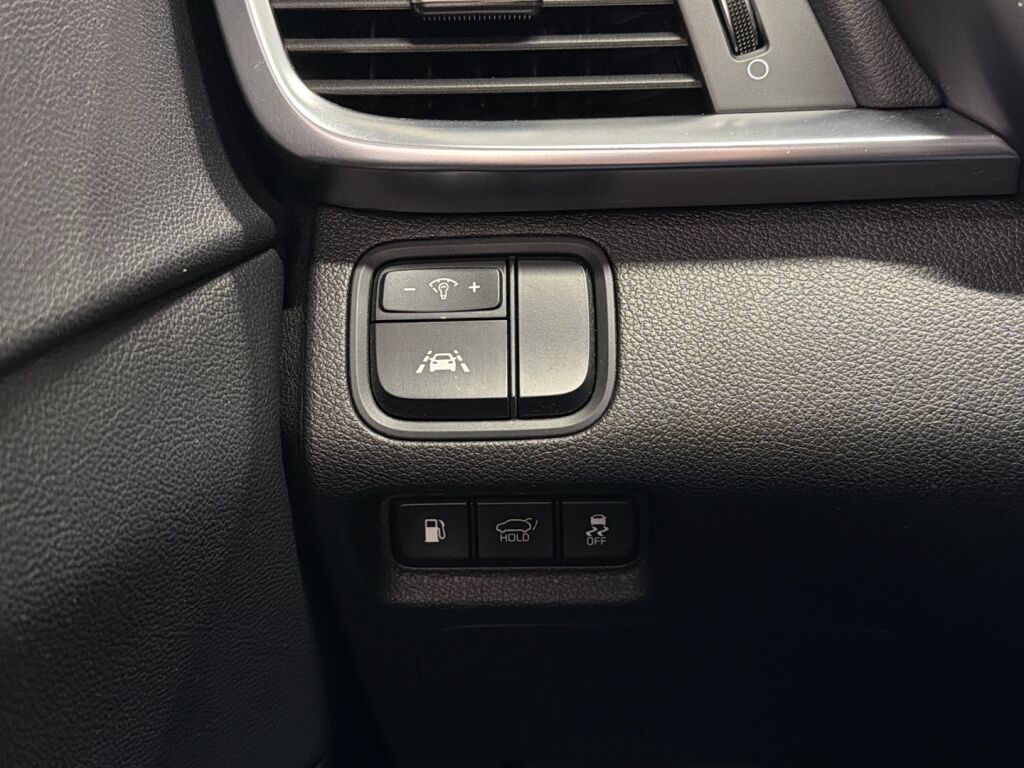Kia Optima 2020 Musta