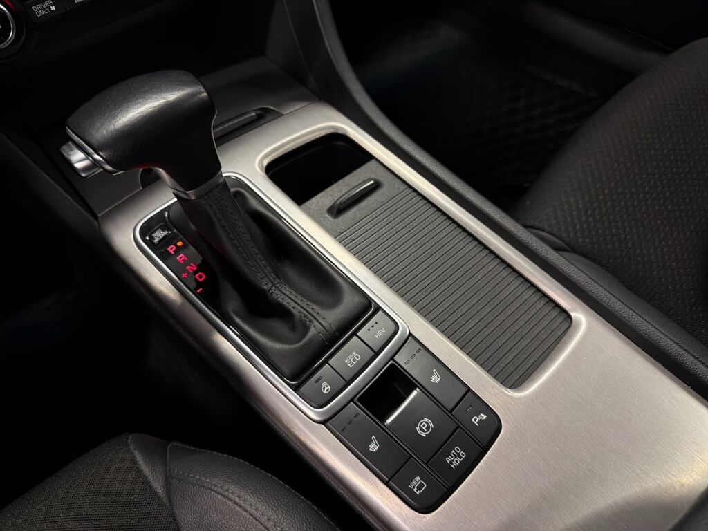 Kia Optima 2020 Musta
