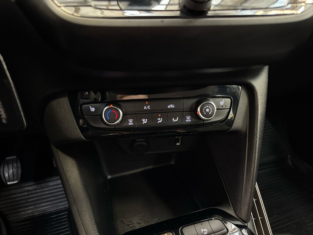 Opel Corsa 2020 Musta