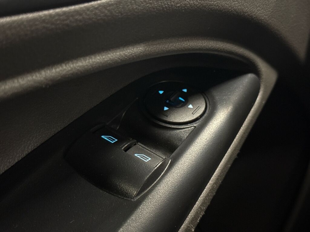 Ford Transit Connect 2020 Valkoinen