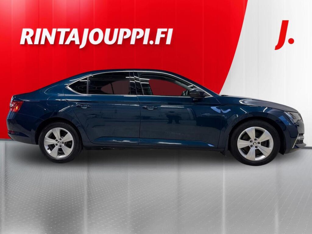 Skoda Superb 2020 Sininen