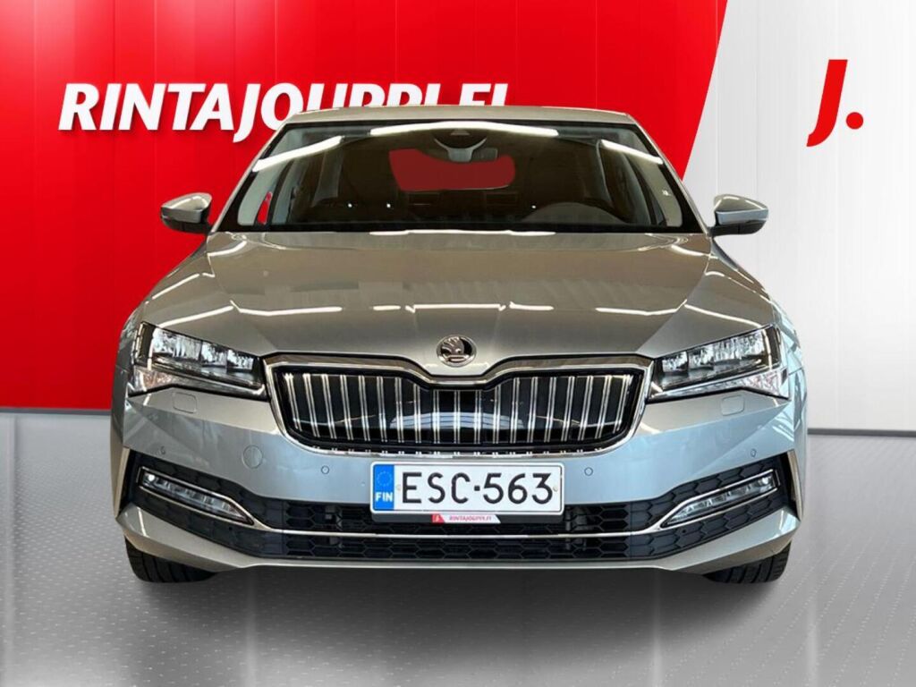 Skoda Superb 2020 Harmaa