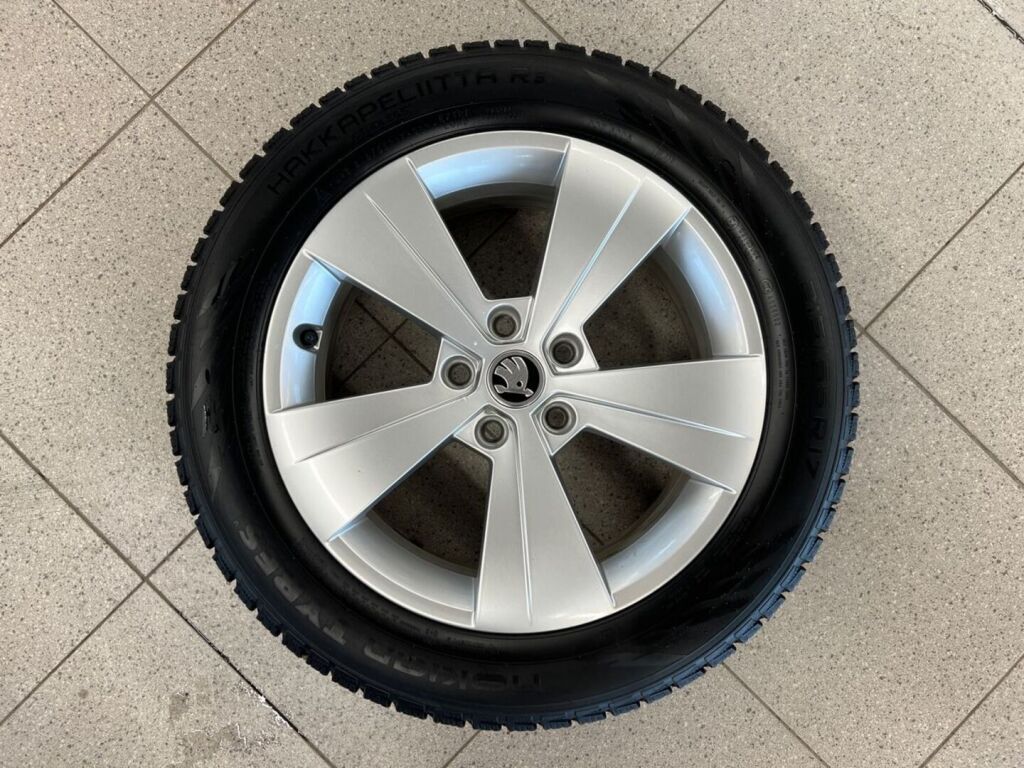 Skoda Superb 2020 Harmaa