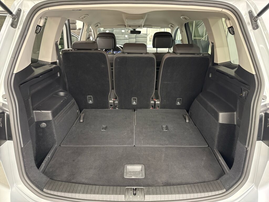 Volkswagen Touran 2018 Hopea