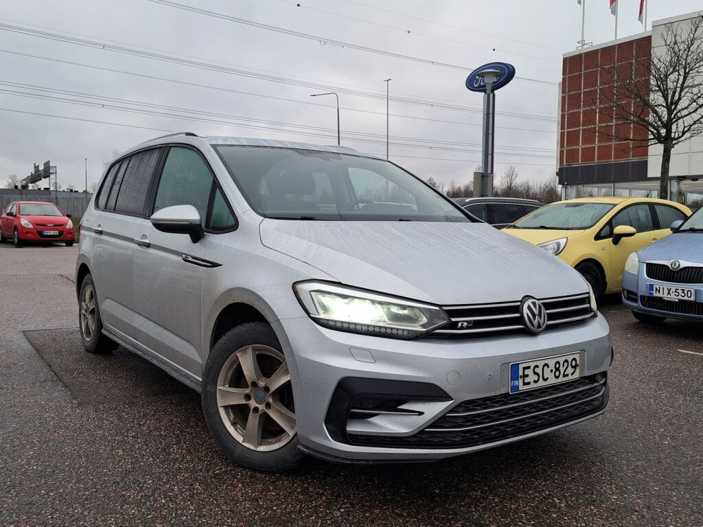 Volkswagen Touran 2018 Hopea
