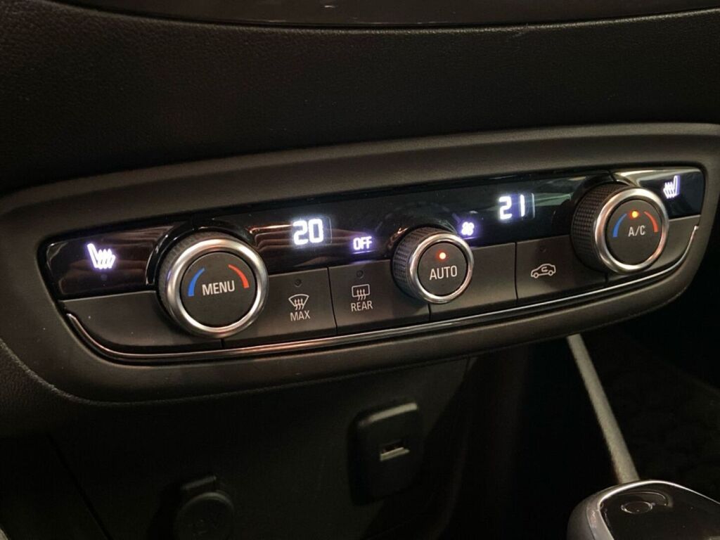 Opel Crossland X 2020 Musta