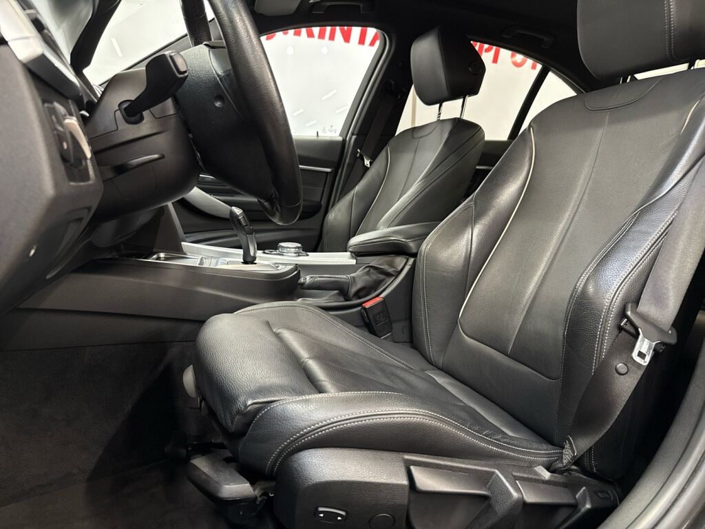 BMW 330 2017 Ruskea (beige)