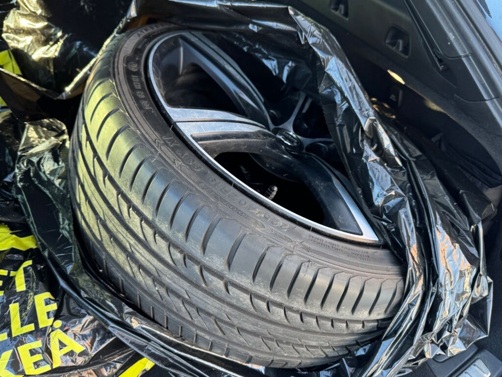 Volvo V90 2017 Harmaa