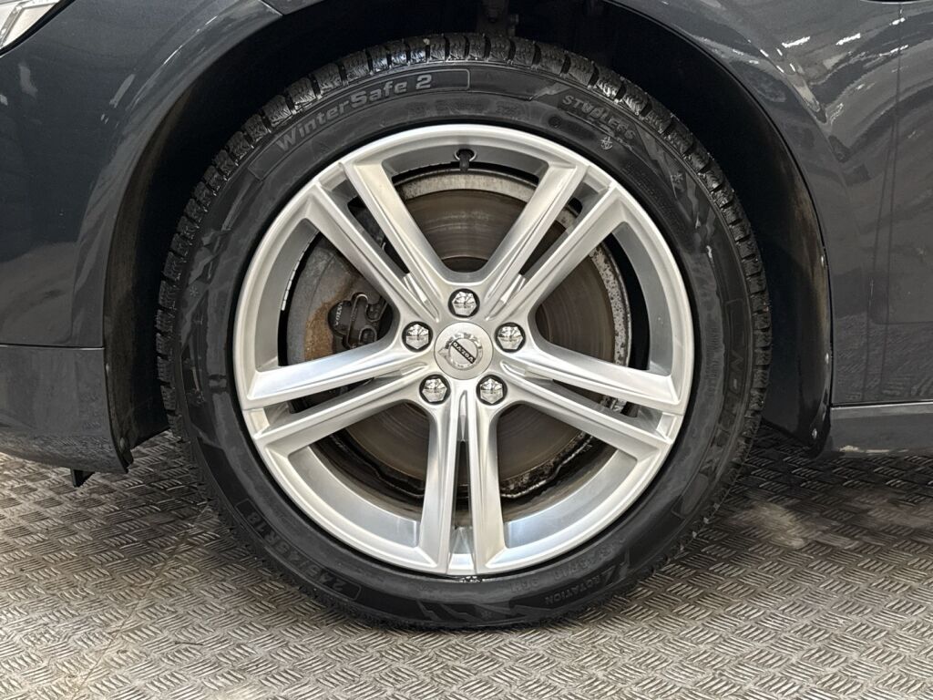 Volvo V90 2018 Harmaa