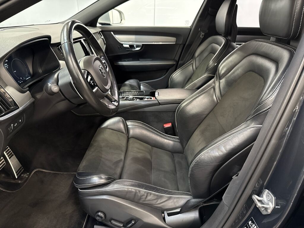 Volvo V90 2018 Harmaa
