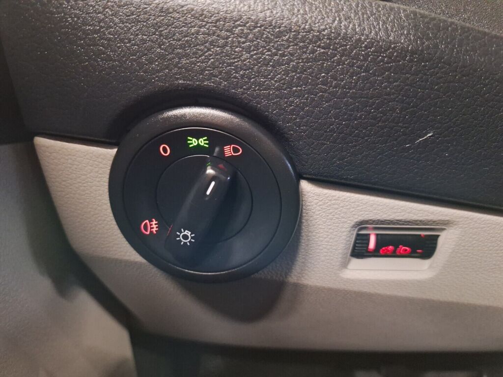 Volkswagen Transporter 2016 Valkoinen