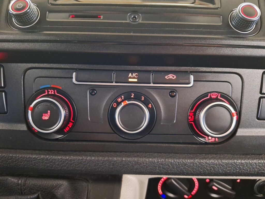 Volkswagen Transporter 2016 Valkoinen