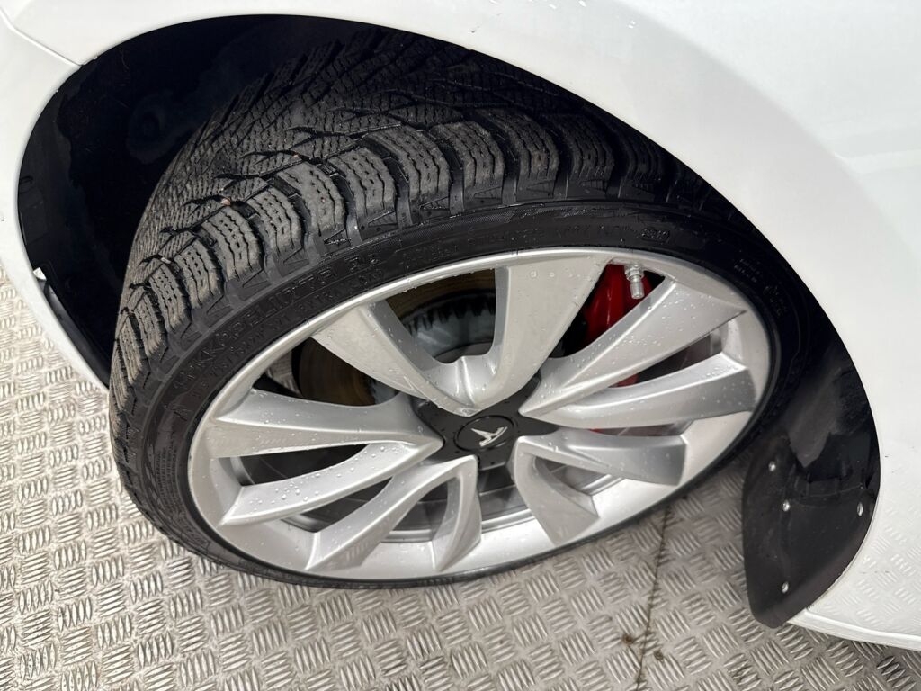 Tesla Model 3 2020 Valkoinen