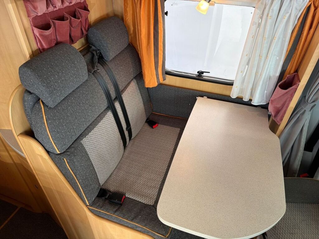 Dethleffs Globebus 2008 Valkoinen