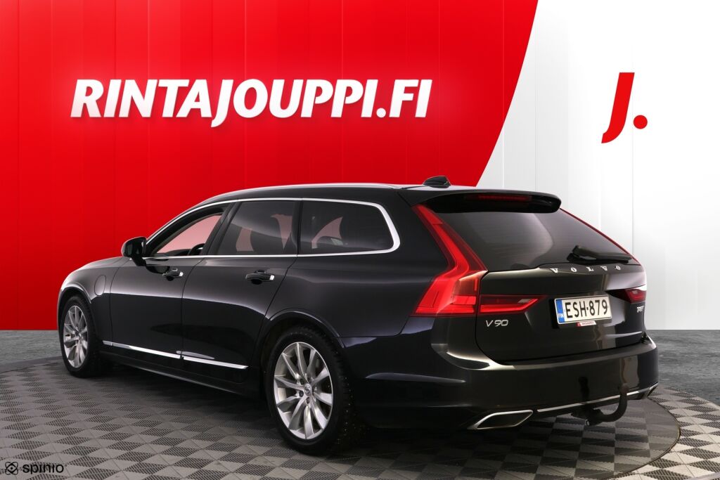 Volvo V90 2020 Musta