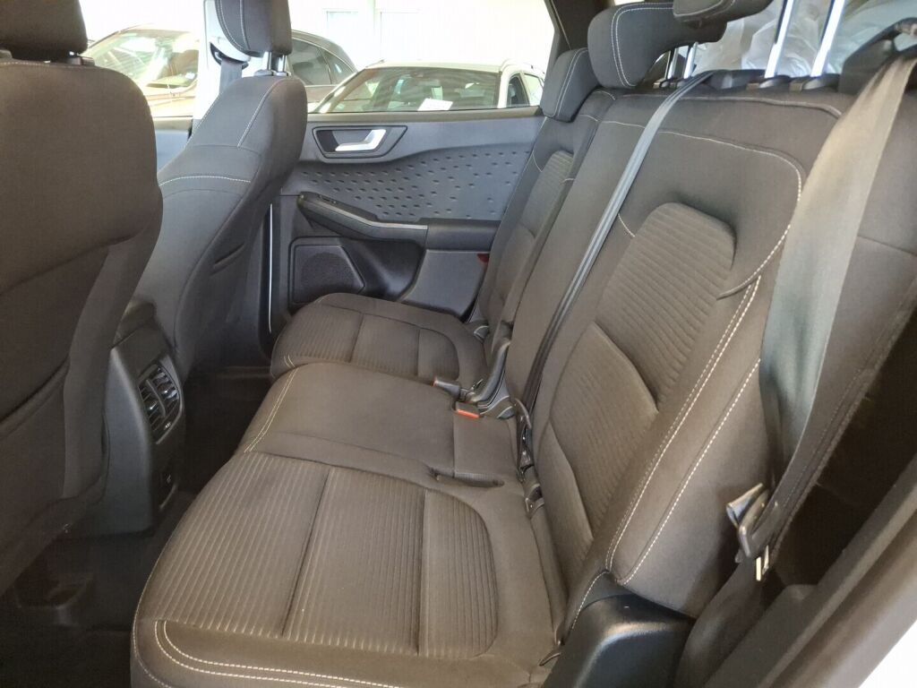 Ford Kuga 2020 Valkoinen