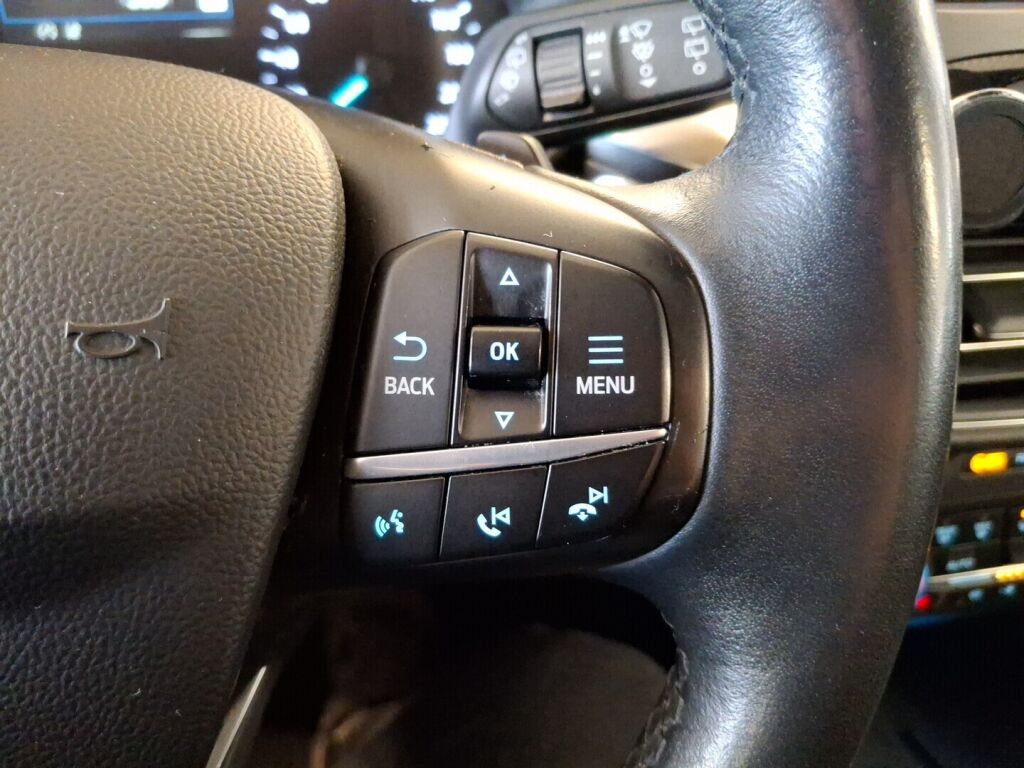 Ford Kuga 2020 Valkoinen