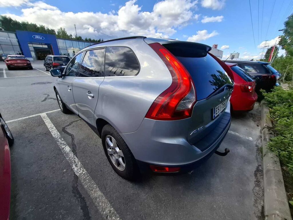Volvo XC60 2011 Harmaa