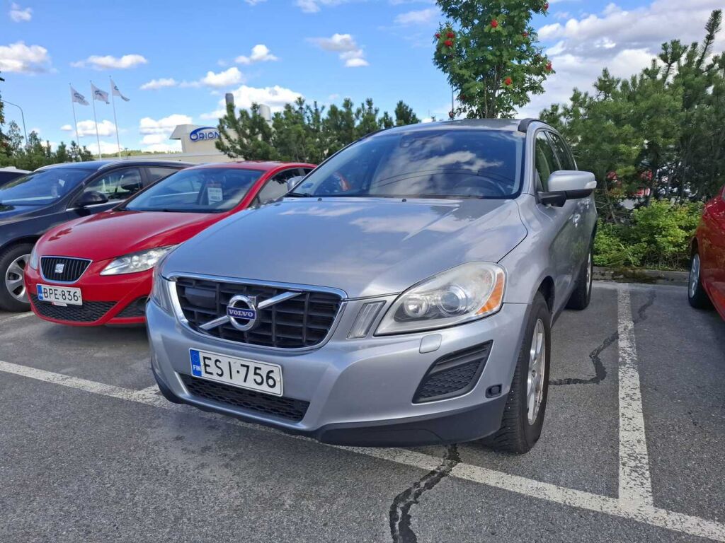 Volvo XC60 2011 Harmaa