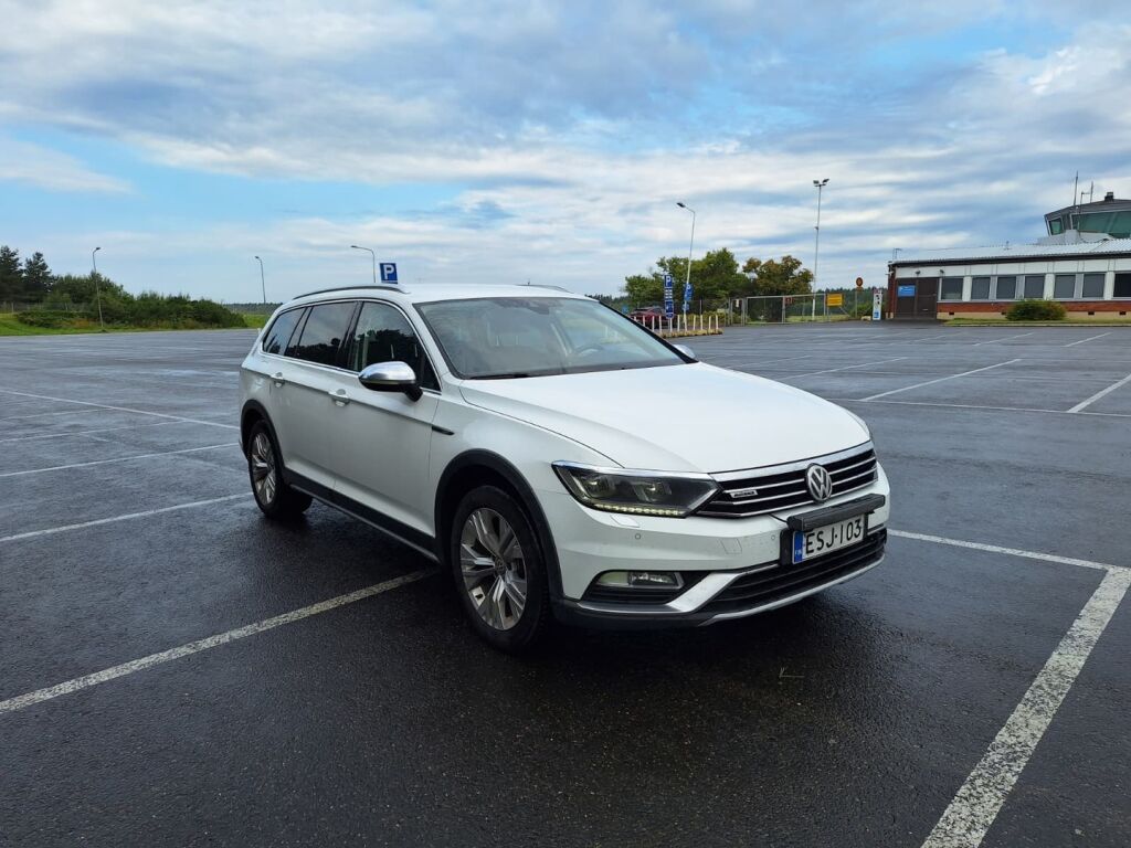 Volkswagen Passat 2017 Valkoinen