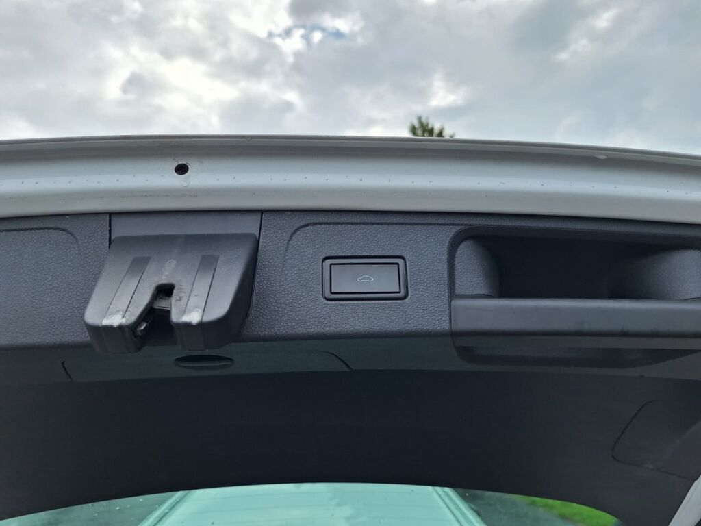 Volkswagen Passat 2017 Valkoinen
