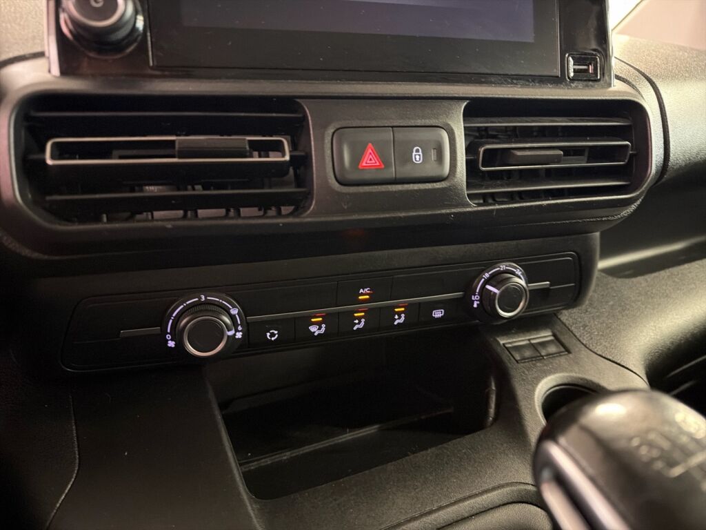 Opel Combo 2020 Musta