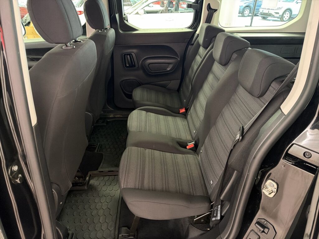 Opel Combo 2020 Musta