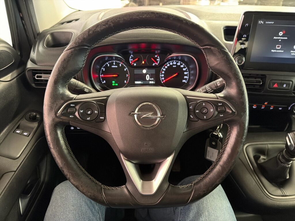 Opel Combo 2020 Musta