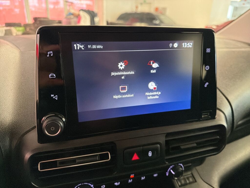 Opel Combo 2020 Musta