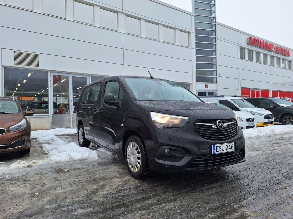Opel Combo 2020 Musta