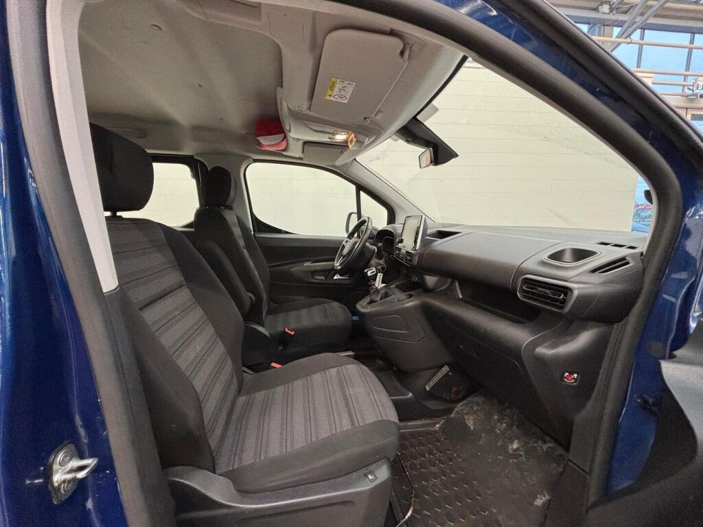 Opel Combo 2020 Sininen