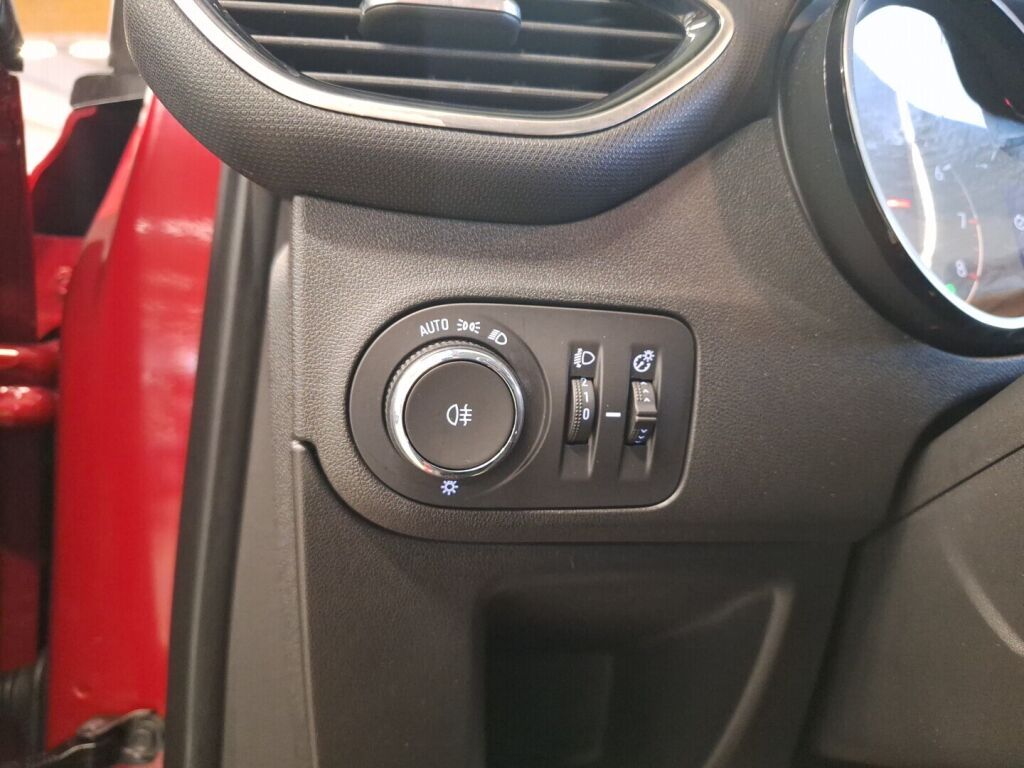 Opel Crossland X 2020 Punainen