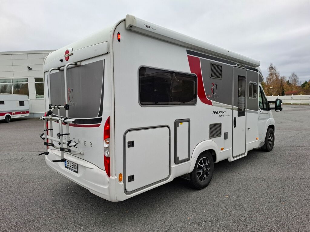 Bürstner Nexxo Time T660 30 Edition 2020 Valkoinen