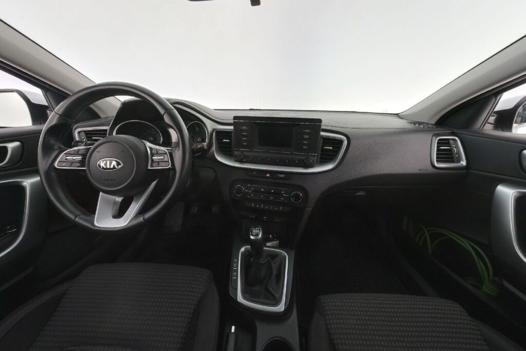 Kia Ceed 2020 Valkoinen