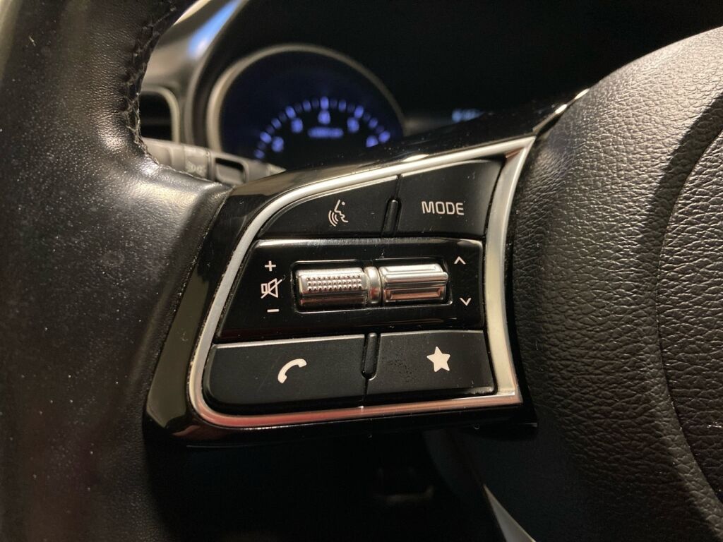 Kia Ceed 2022 Punainen