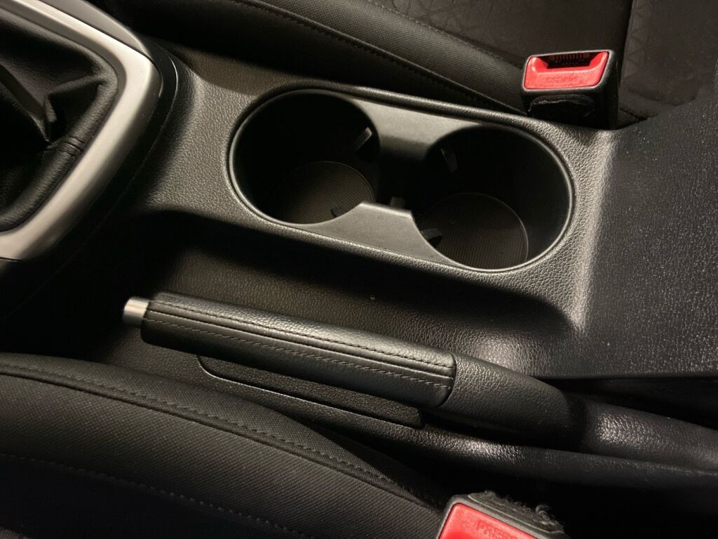 Kia Ceed 2022 Punainen