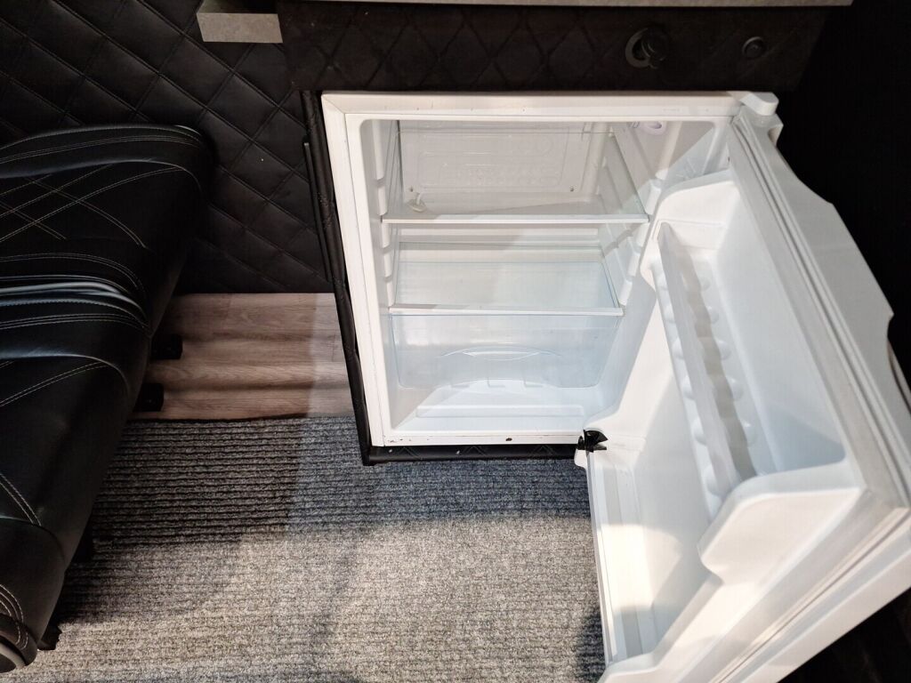 Mercedes-Benz Sprinter 2019 Valkoinen