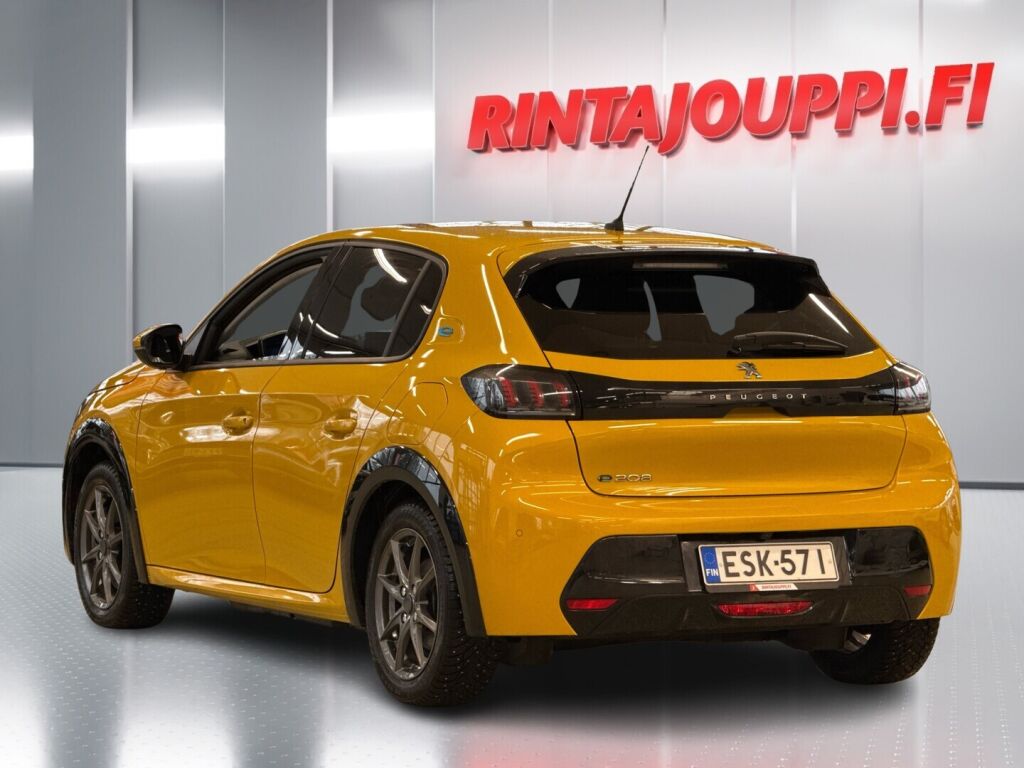 Peugeot e-208 2022 Keltainen