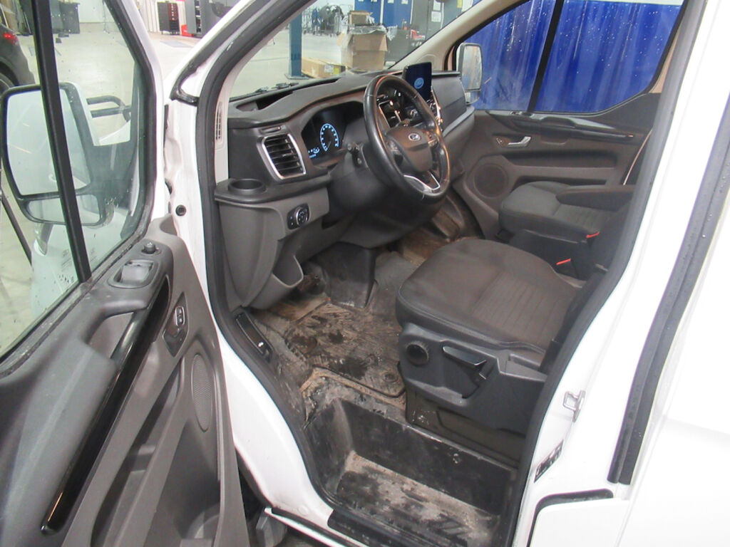 Ford Transit Custom 2021 Valkoinen