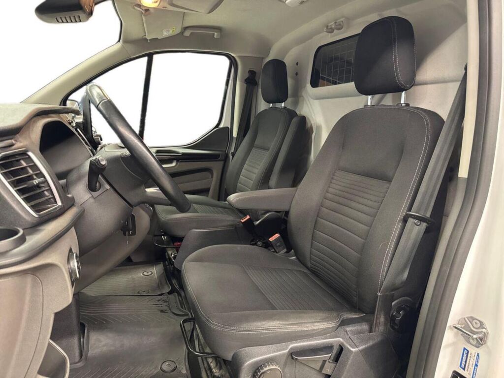 Ford Transit Custom 2021 Valkoinen