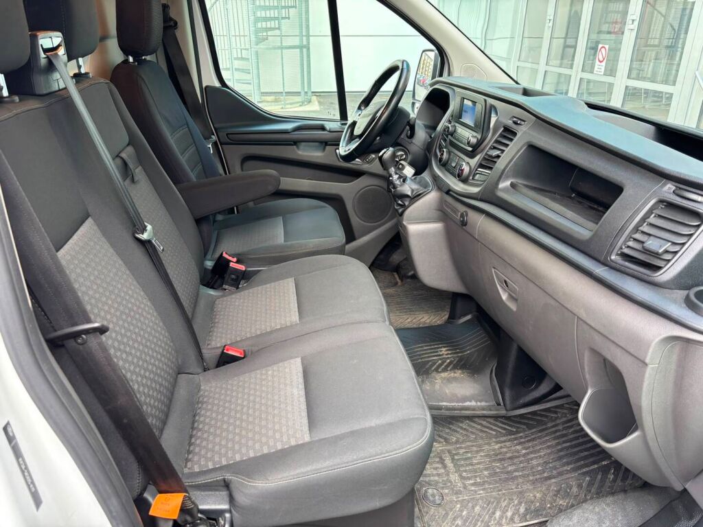Ford Transit Custom 2022 Valkoinen