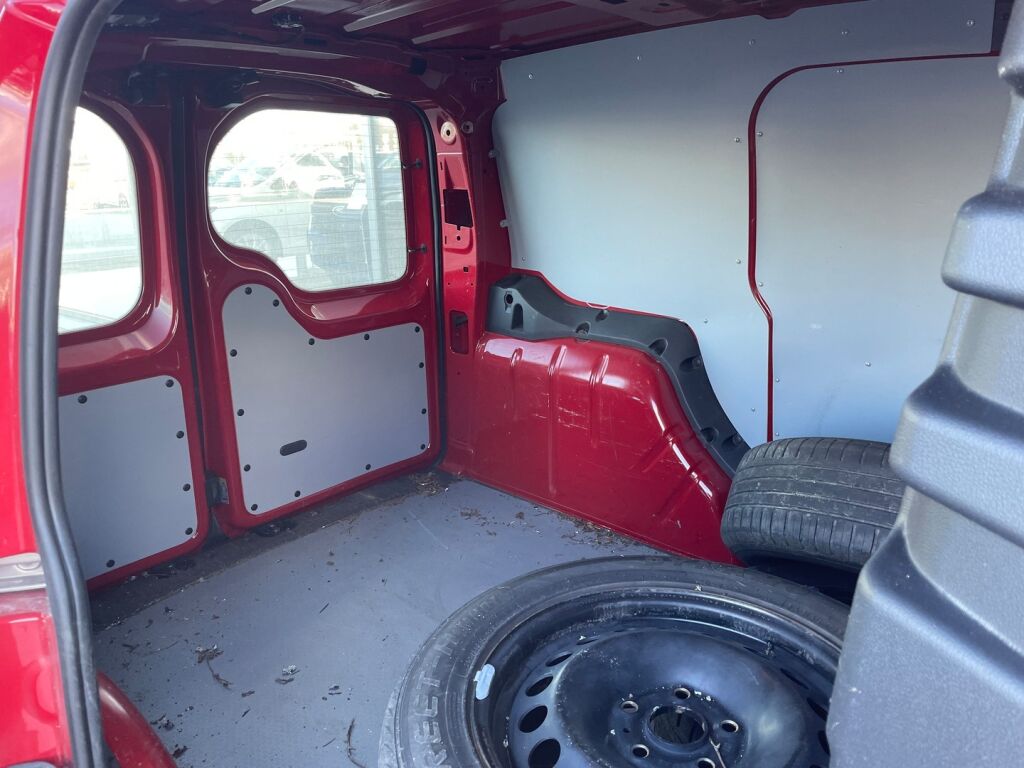 Volkswagen Caddy 2022 Punainen