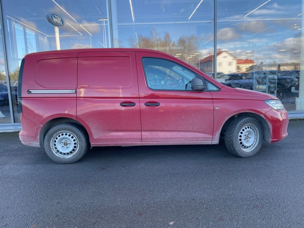 Volkswagen Caddy 2022 Punainen