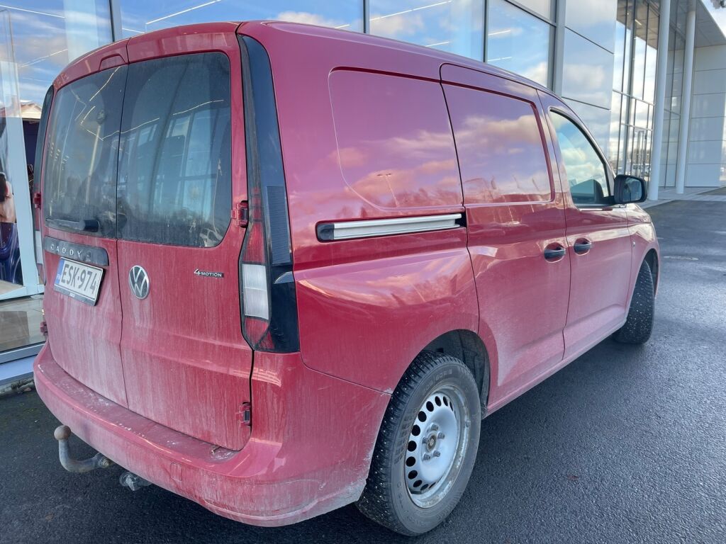 Volkswagen Caddy 2022 Punainen