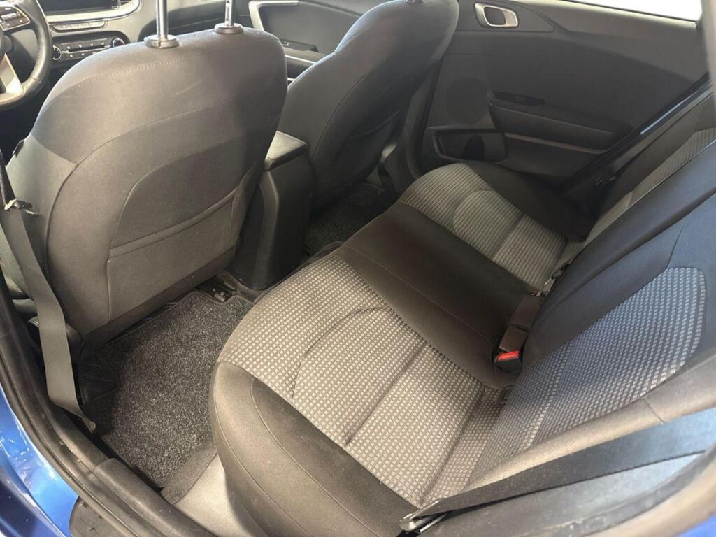 Kia Ceed 2020 Sininen