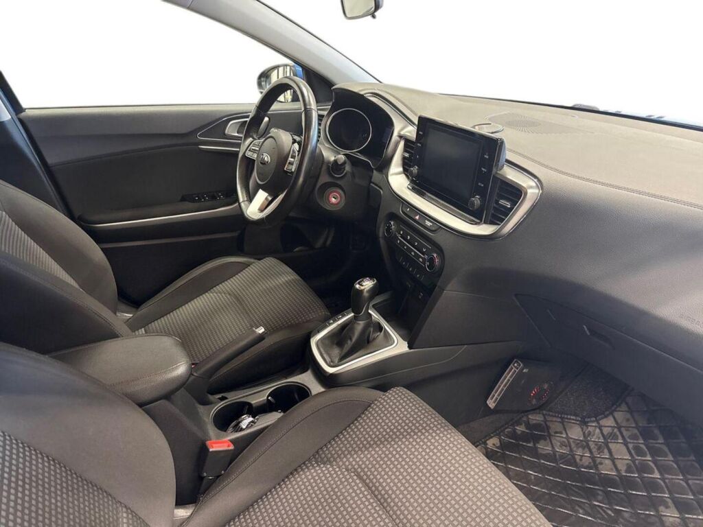 Kia Ceed 2020 Sininen