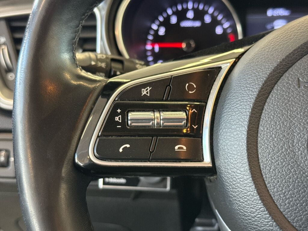 Kia Ceed 2020 Valkoinen